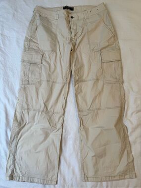Hollister Cream Wide-Leg Cargo Pants